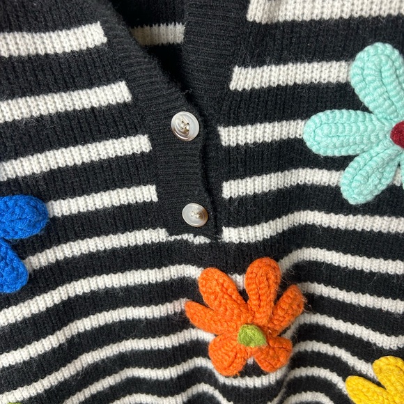 BiBi Sweater Vest Women’s L Black/White Striped Flower Patch‎ Cottagecore BOHO - Picture 4 of 16